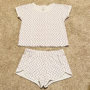 Roller Rabbit Kids Hearts Playa Play Set